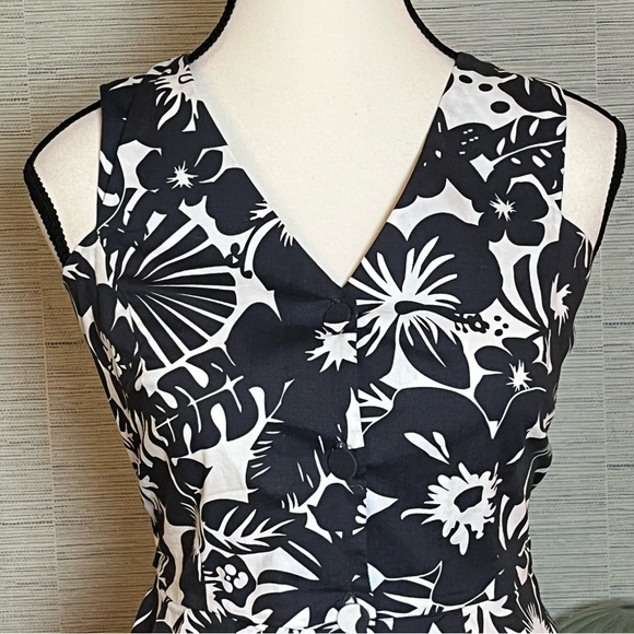 Whit Two Anthropologie Hana Embroidered Dress Women's Size 4 Cotton Stretch Blue - Picture 2 of 9